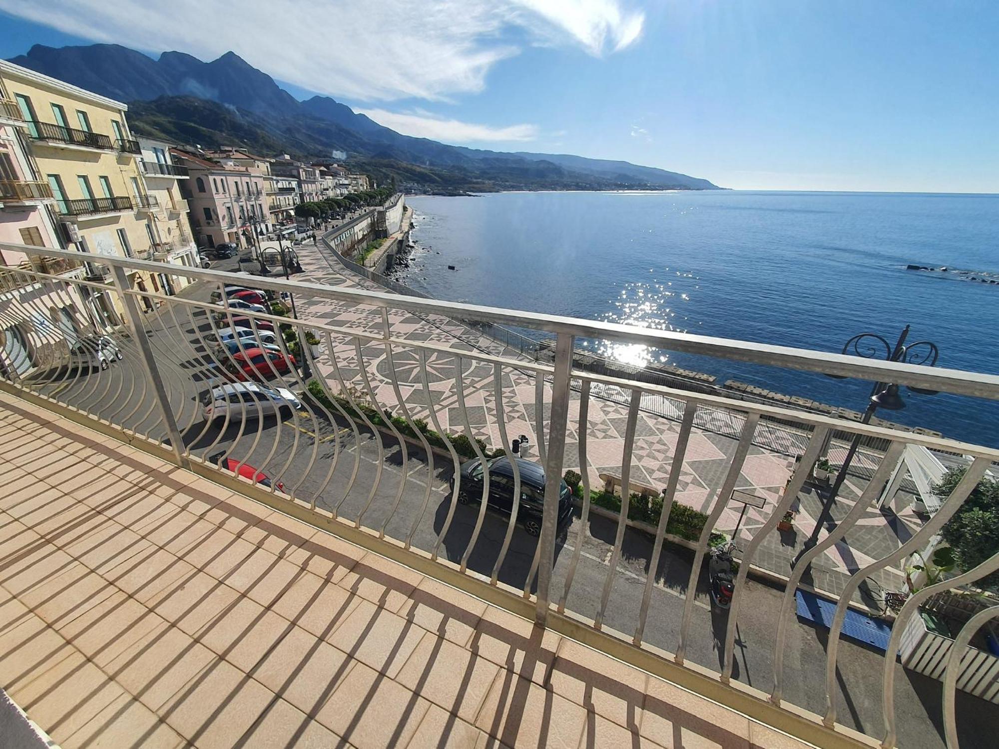 Il Molo Camere Per Vacanze Diamante Exteriér fotografie
